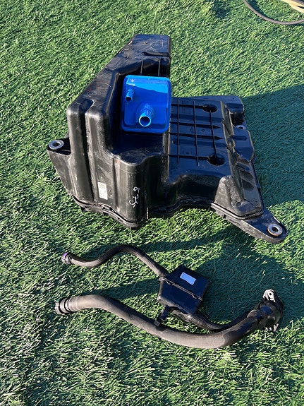 Audi adblue säiliö + pumppu