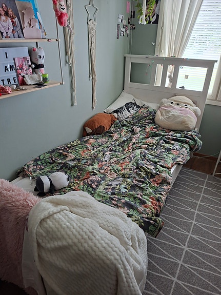 Ikea hemnes sänky