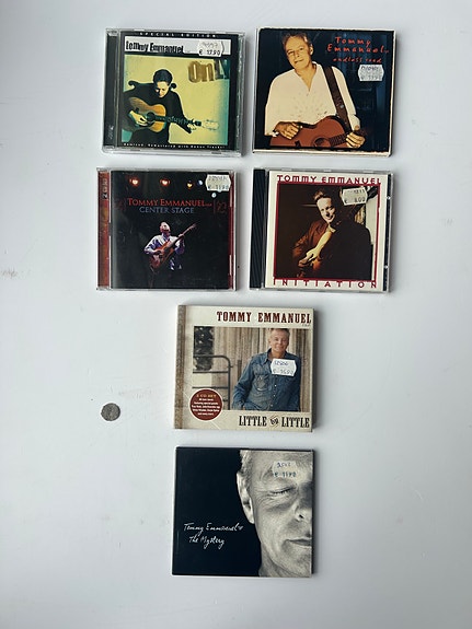 Tommy Emmanuel CD-levyjä, 8 kpl