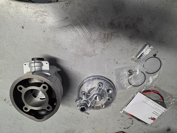 XTM Motor sylinterisarja 70cc AM6