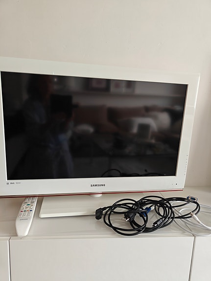 Samsung 32" Full HD, LCD-TV