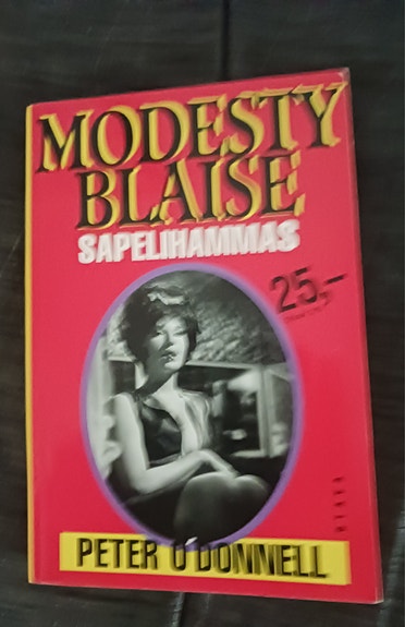 MODESTY BLAISE. SAPELIHAMMAS