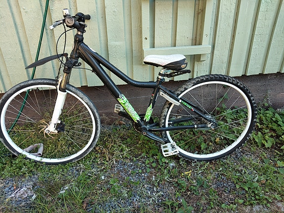 Tunturi bomber maastopyörä 24" S unisex
