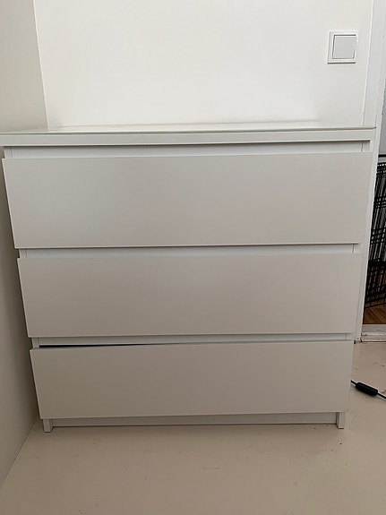 IKEA valkoinen lipasto 3 laatikkoa