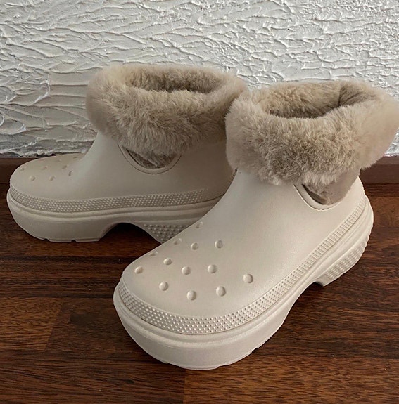 Crocs Classic Crush Fur Boot