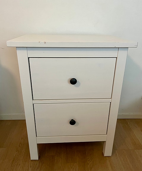 IKEA Hemnes yöpöytä /lipasto kuultovalkoinen