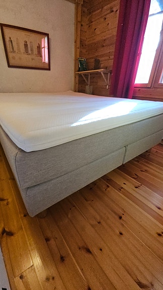 Uusi 160cm jenkkisänky ja petauspatja ovh 2000€