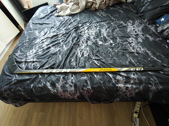 CCM Super Tacks jääkiekkomaila 85 flex right