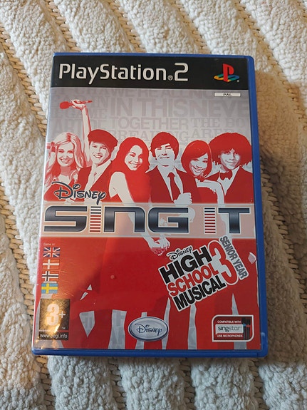 PS2: SingStar Disney Sing It: HSM 3 -peli (CiB)