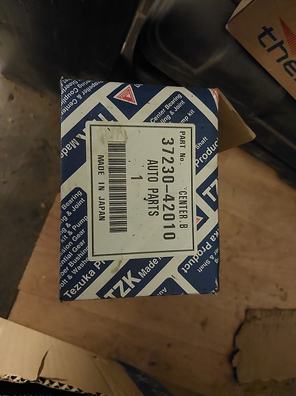 Toyota rav 4 xa10kardaanin tukilaakeri 37230-42010