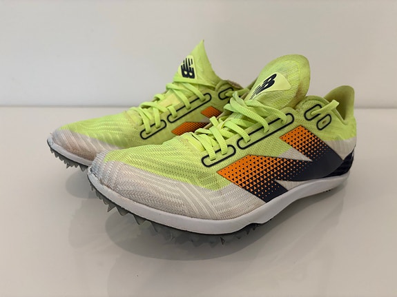 New Balance MD500 piikkarit koko 37