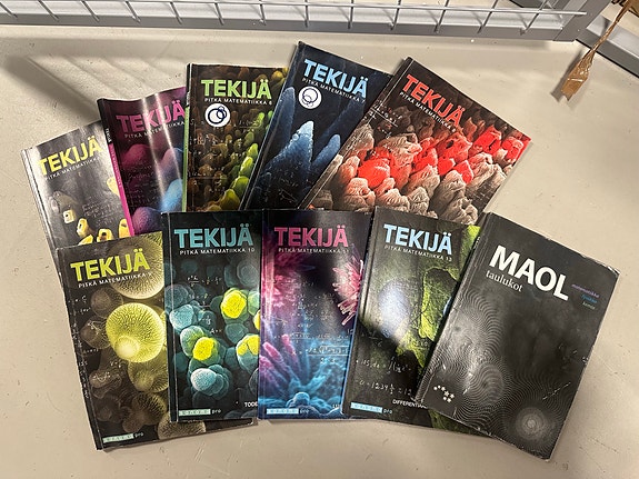 Tekijä matematiikan oppikirjat