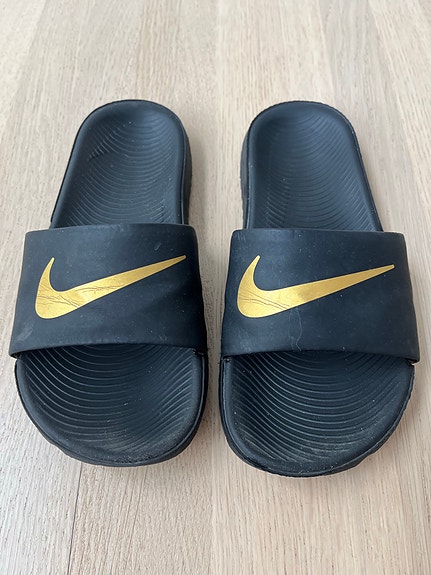Nike sandaalit, koko 33,5