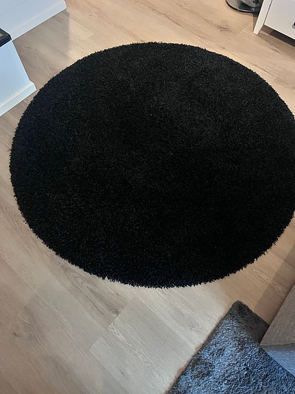 Pyöreä nukkamatto musta 130 cm