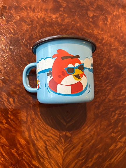 Muurla Angry Birds emalimuki vaaleansininen