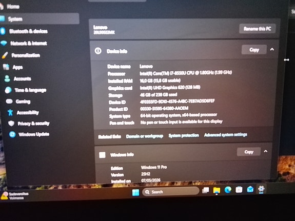 Lenovo T580, I7, 16GB RAM, 256GB, Windows 11 Pro, KUIN UUSI!!