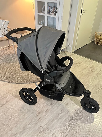 Britax B-Motion 3 -yhdistelmärattaat harmaa