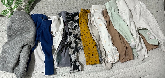 Newbie vauvan housut koko 62 ja 68kirjava unisex