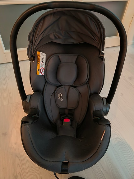 Britax Römer Baby Safe Pro turvakaukalo