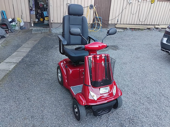 Pyrkijä E500