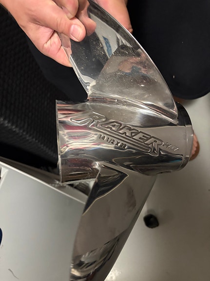 Raker H.O. 14 1/2 x 22" teräspotkuri (Evinrude E-TEC / Johnson)