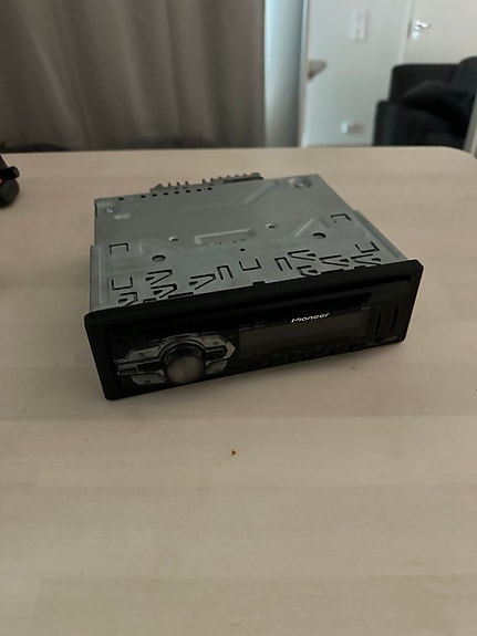 Pioneer DEH-1400UB