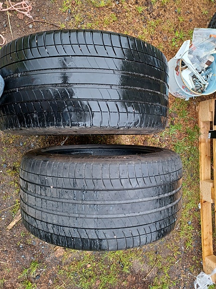 275/40/18 kesärenkaat
