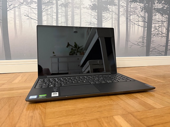 Lenovo Yoga S740