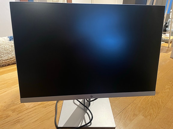 HP 24" näyttö