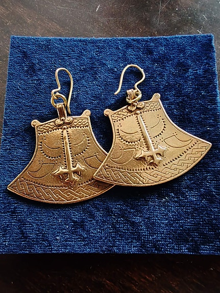 Kalevala Kuusamon Kirves isot korvakorut