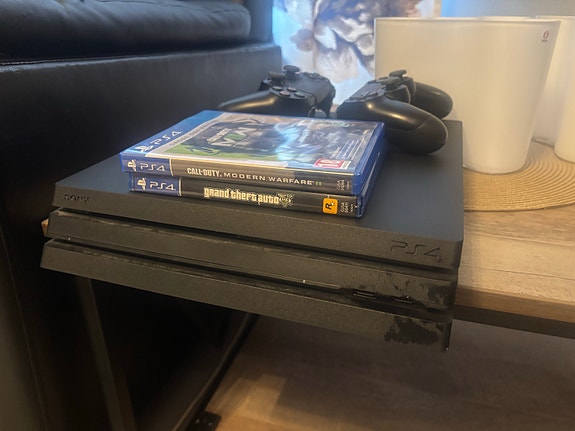 Sony PlayStation 4 -pelikonsoli