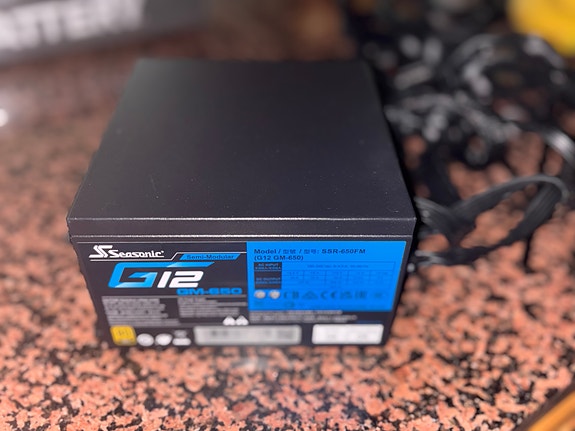 Seasonic G12 650W virtalähde