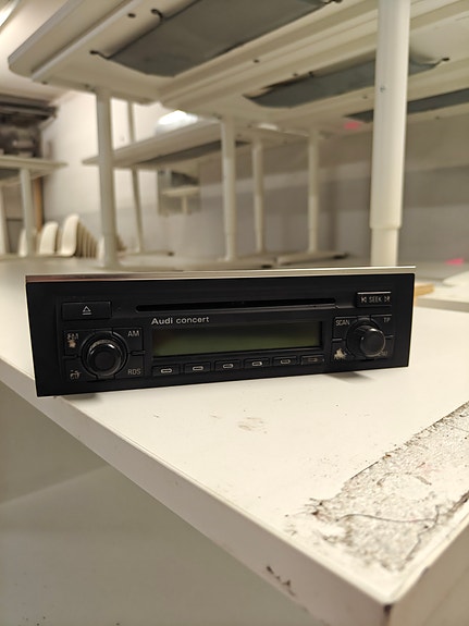 Audi Concert radio