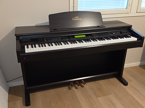 Yamaha Clavinova CVP-103 sähköpiano