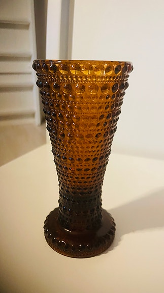 Iittala ruskea kääntömaljakko kastehelmi