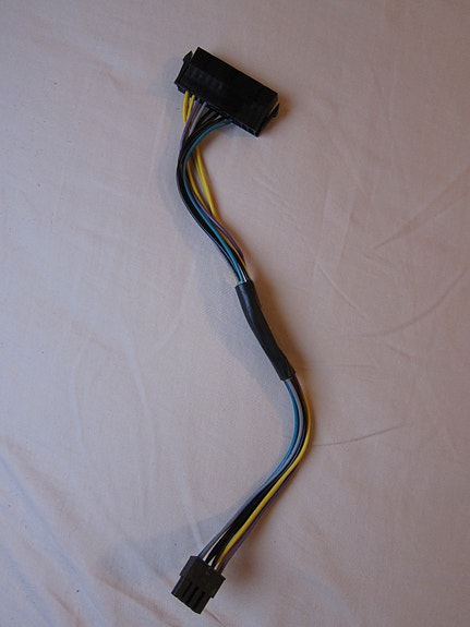 24 pin ATX -> 8 pin Dell virtasovitin
