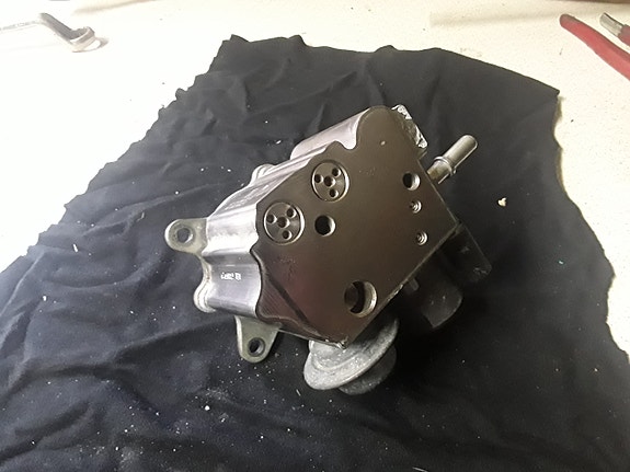 1.6 THP korkeapainepumppu peugeot citroen...