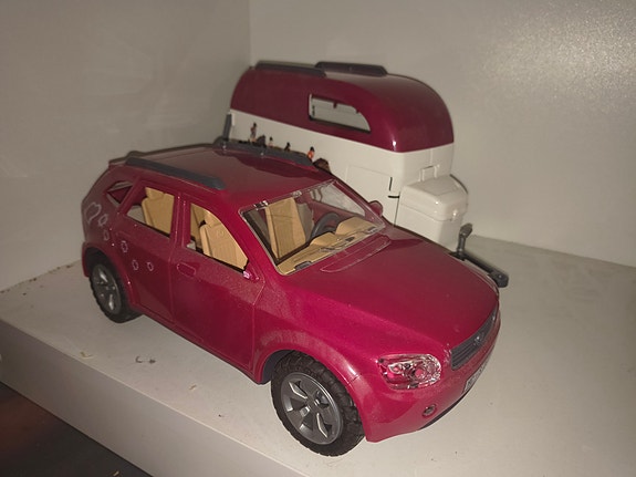 Schleich auto ja traileri