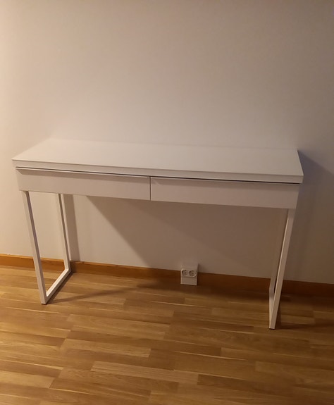Bestå työpöytä 120 X 40