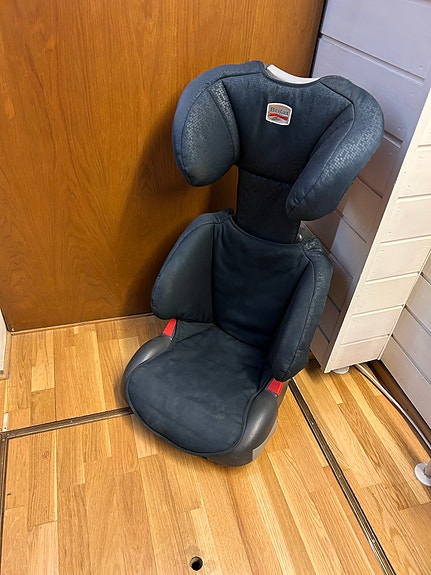 Britax Römer Adventure turvaistuin 15–36 kg