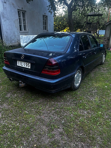 W202 c180 1997 osia!
