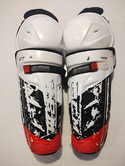 CCM FT485 säärisuojat, koko 12