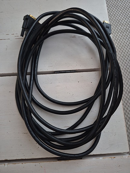 DVI–HDMI -kaapeli 5m
