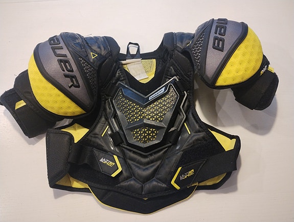 Bauer Ultrasonic hartiasuoja, koko JR M