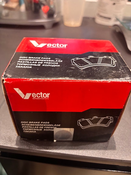 Vectorin jarrupalat VAG ja audi A3 taka jarrulevyt (UUSI)