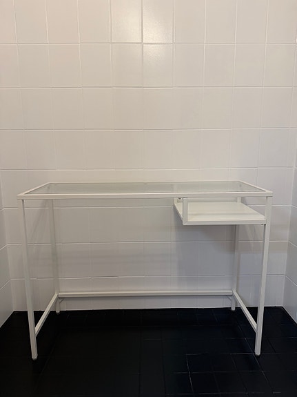 Ikea vittsjö työpöytä valkoinen