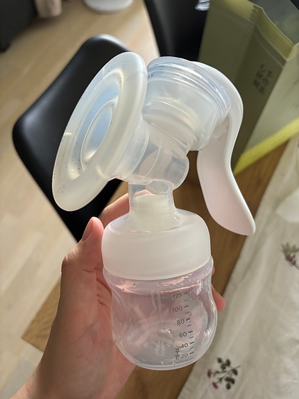 Phillips Avent Manual pump & bottle
