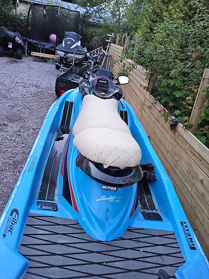 hison 1400cc suzuki moottorilla