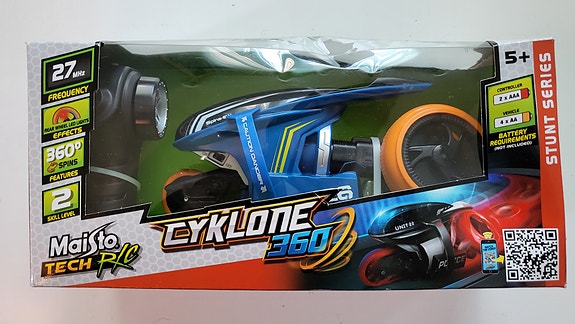 Maisto Tech RC Cyklone 360 radio-ohjattava auto