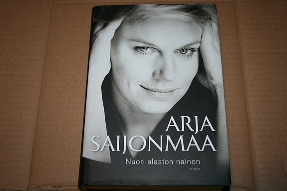 Arja Saijonmaa: Nuori alaston nainen